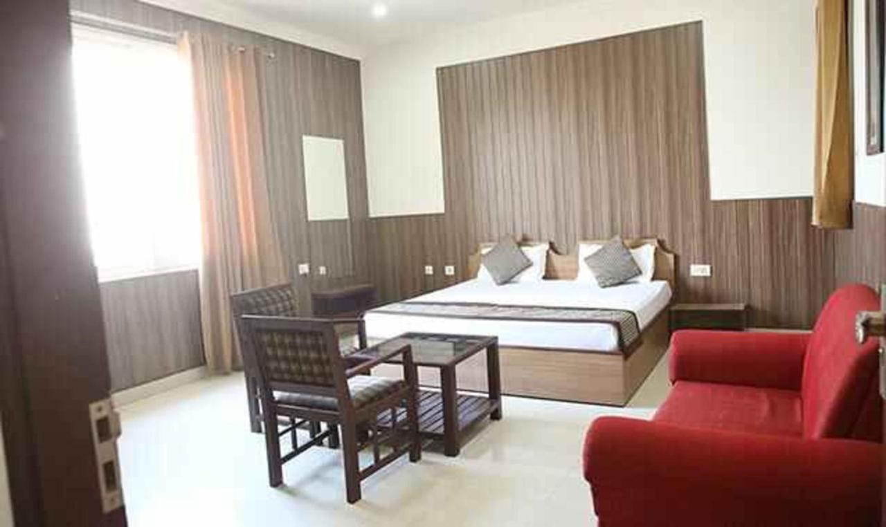 Fabhotel Corbett Inn Rudrapur Εξωτερικό φωτογραφία